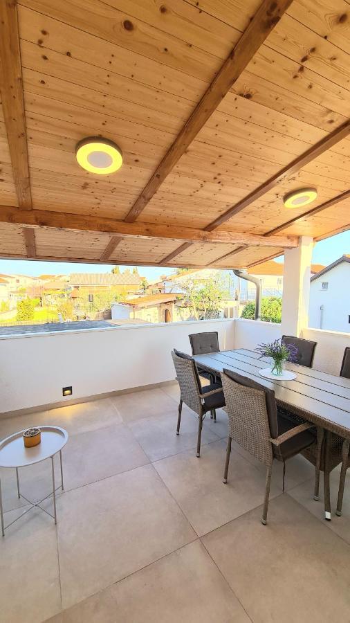 Family Oasis Apartment Zukve Vrsi Zewnętrze zdjęcie