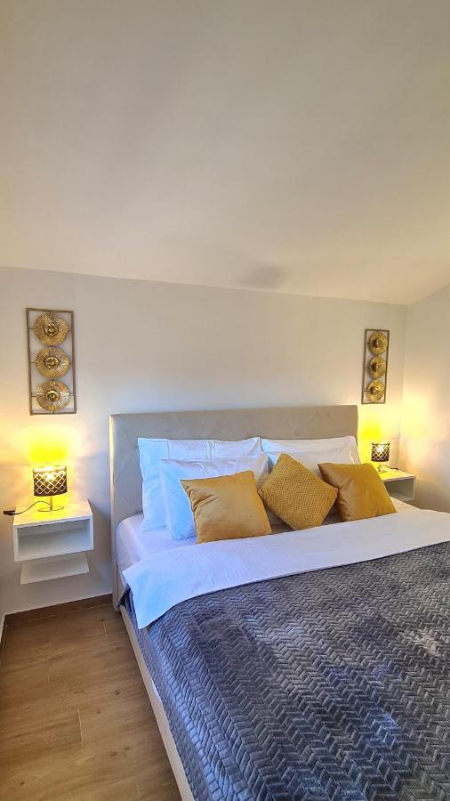 Family Oasis Apartment Zukve Vrsi Zewnętrze zdjęcie